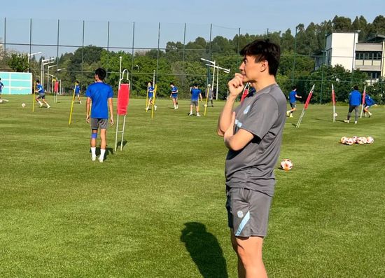 国产综合色在线视频播放线视