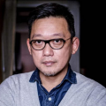 日本人妖在线观看