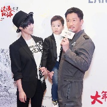 亚洲制服丝袜在线播放